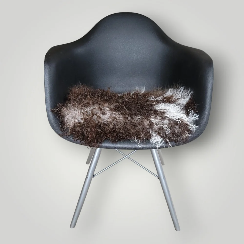 MUST HAVE! Luxury Tibet Mongolian Sheepskin Decorative Throw or Warming Blanket - Picture 6 of 16